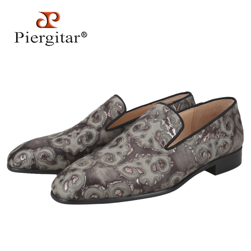 Men Shoes Red Bottom - Piergitar Grosir Sepatu Slip-On Kulit Timbul