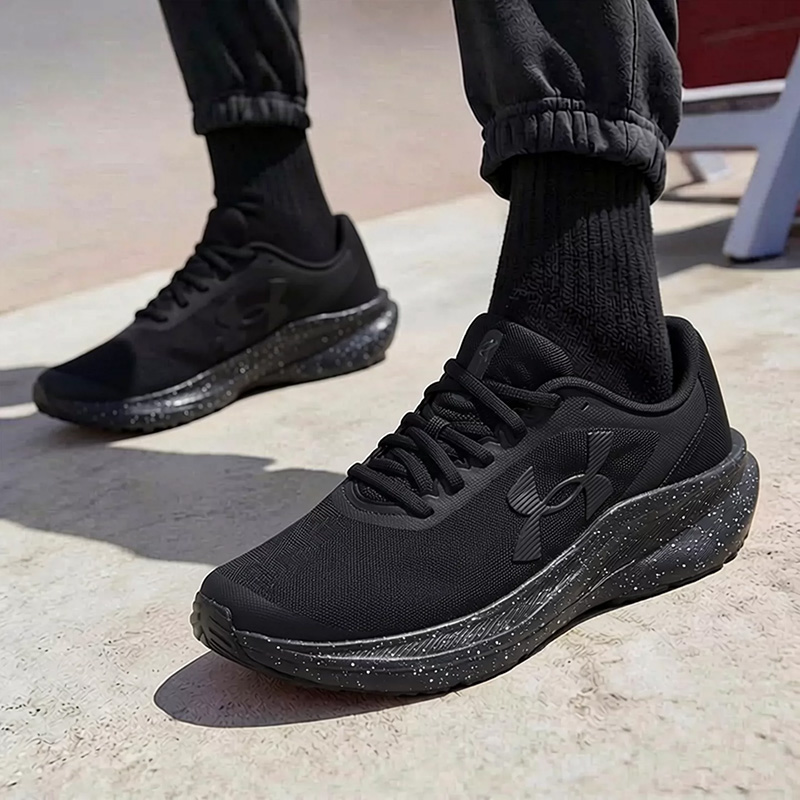 Men Shoes Under Armour - Sepatu Lari Pria Under Armour -