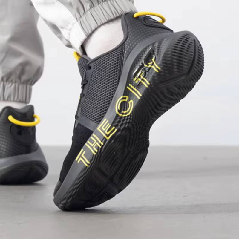 Sepatu Basket Under Armour Ori - Men Shoes Under Armour ulasan dan harga