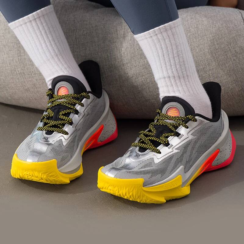 Sepatu Latihan Praktis Olahrag - Men Shoes Under Armour ulasan dan harga